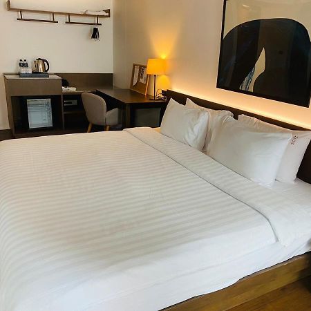 T2 Residence Sathorn Bangkok Buitenkant foto