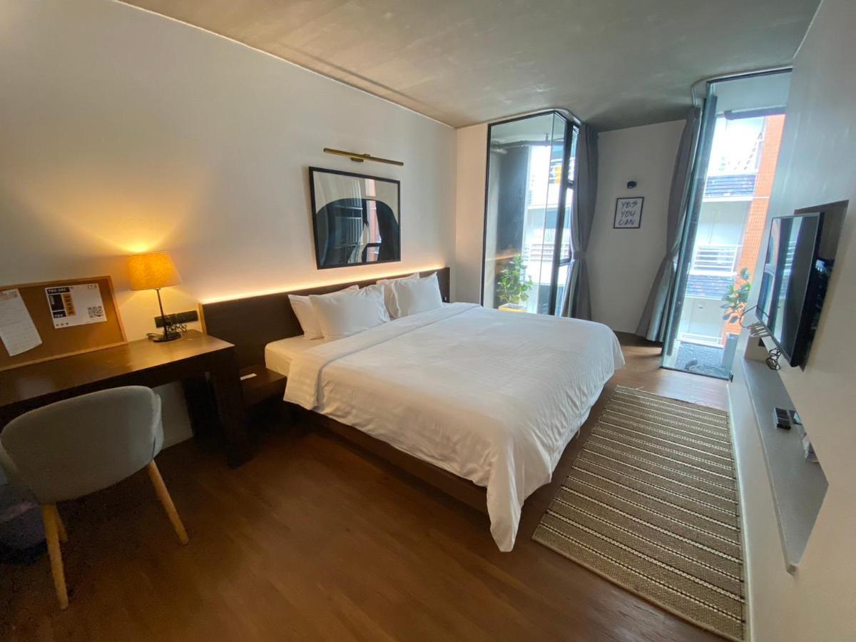 T2 Residence Sathorn Bangkok Buitenkant foto
