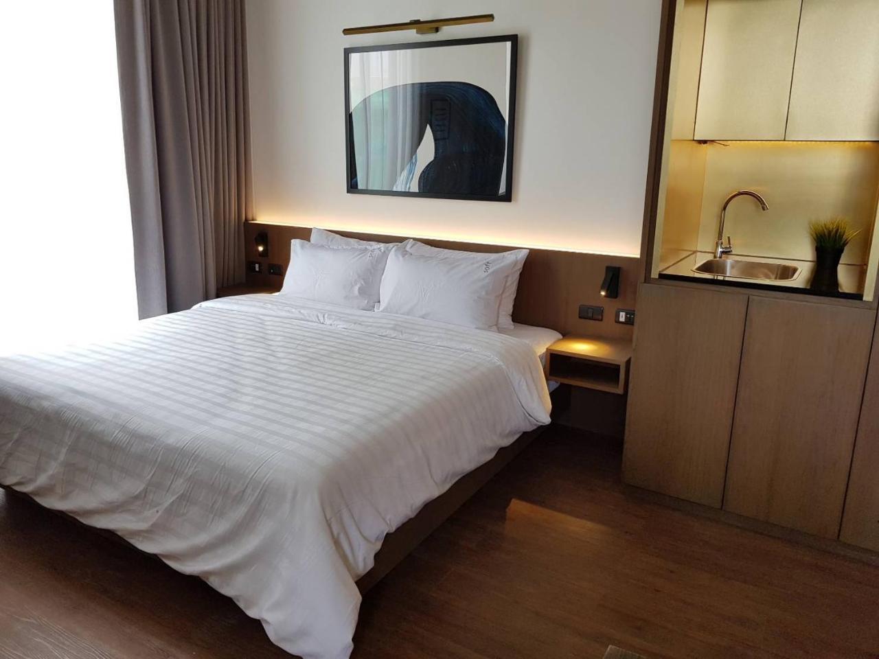 T2 Residence Sathorn Bangkok Buitenkant foto