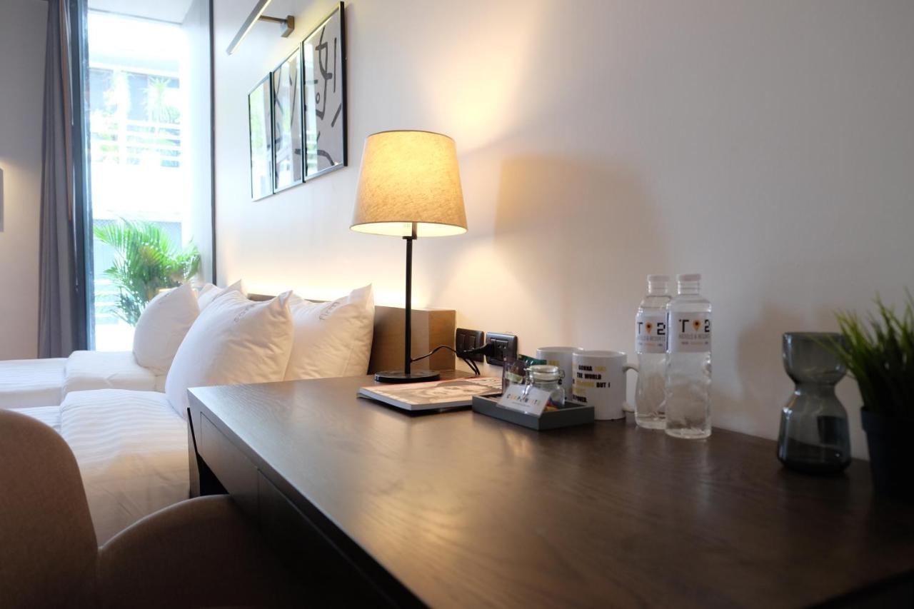 T2 Residence Sathorn Bangkok Buitenkant foto